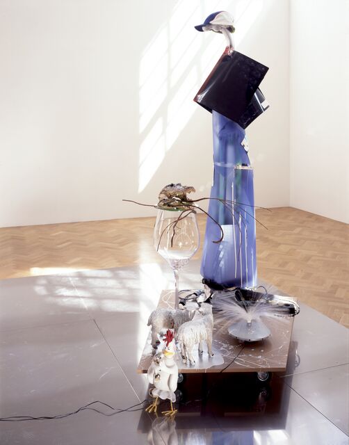 希少　Simonsen and Czechura　写真集　デンマーク　インテリア Isa Genzken - Wasserspeier and Angels - Hauser & Wirth
